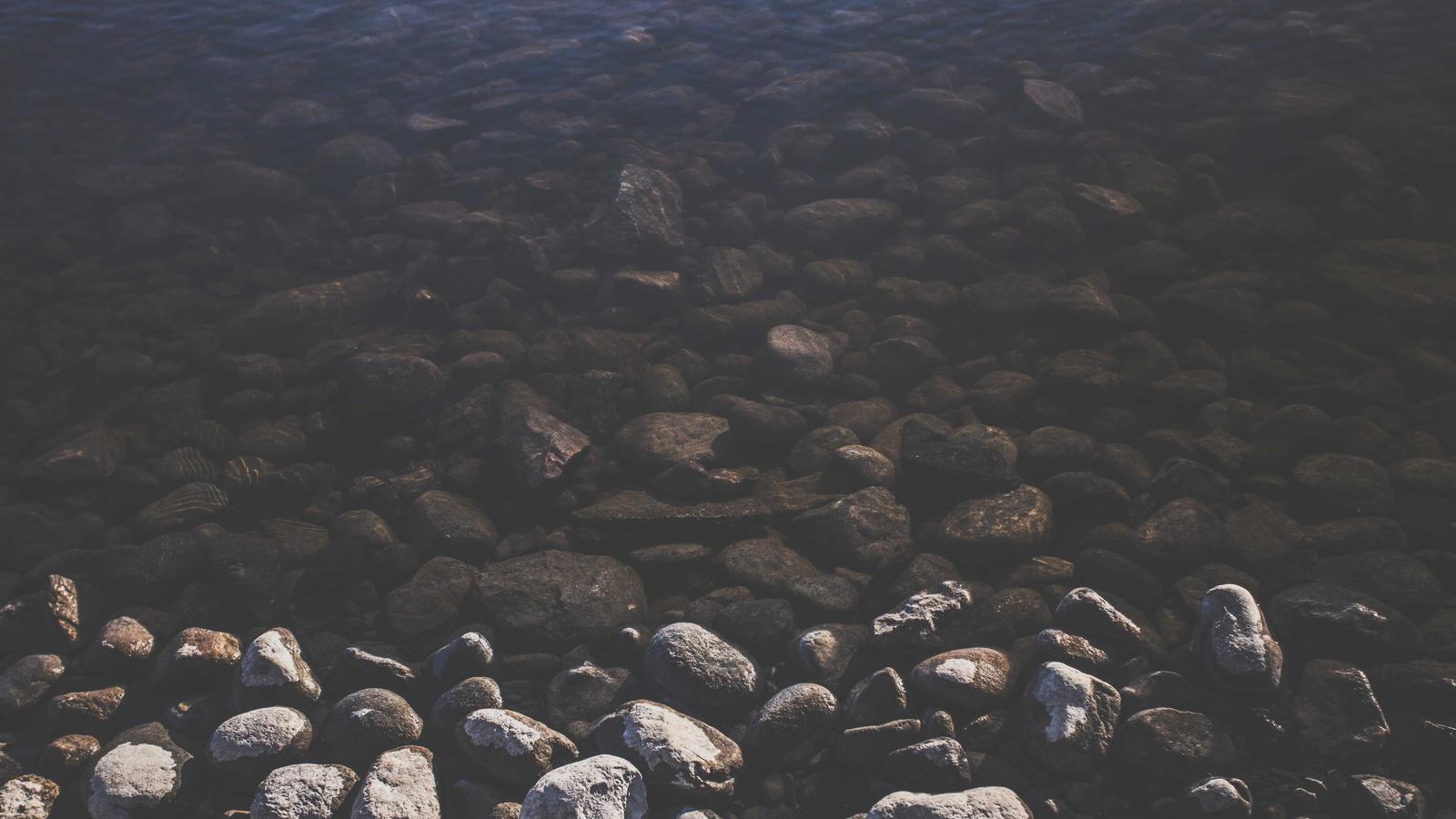 titan_hero_1486406526_6d4b9b2e3_1600